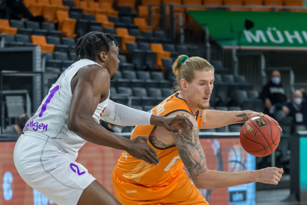 稳妥起见 稳妥起见