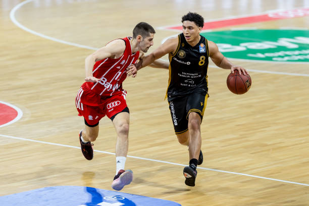 接过拉什福 接过拉什福